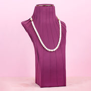 Classic single layer pearl necklace