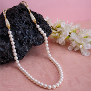 Classic single layer pearl necklace